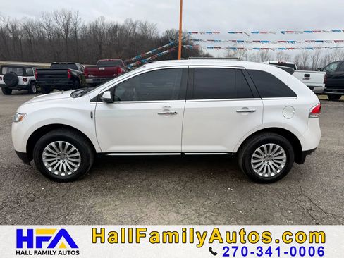 Used 2013 Lincoln MKX Sport Utility 4D w/ Wood Pkg image 6