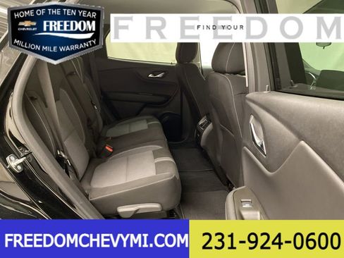 Used 2025 Chevrolet Blazer LT image 17