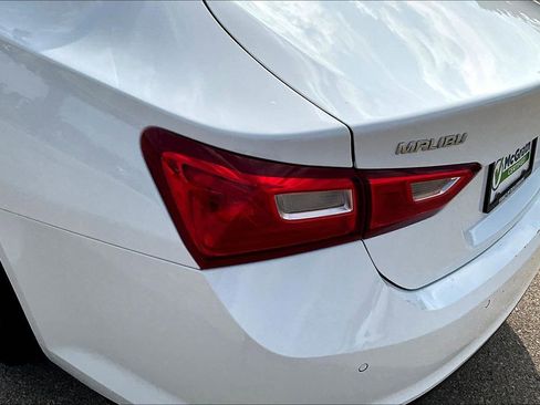 Used 2024 Chevrolet Malibu LT image 21