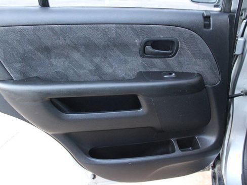 Used 2003 Honda CR-V EX image 9