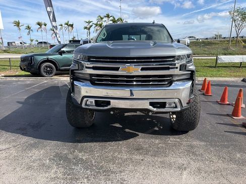 Used 2020 Chevrolet Silverado 1500 LTZ w/ LTZ Plus Package image 2
