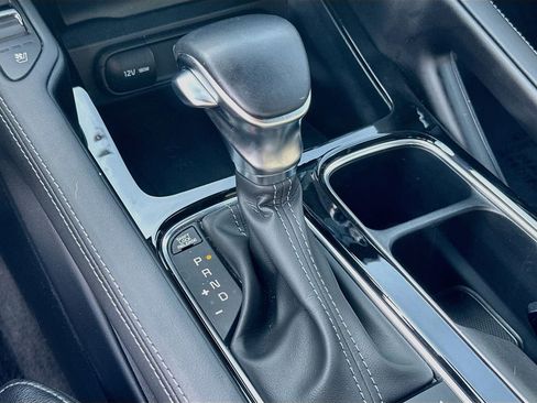 Used 2025 Kia Telluride SX X-Line AWD/4WD image 17