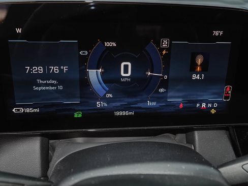Used 2025 Chevrolet Equinox EV LT w/ Convenience Package FWD image 13