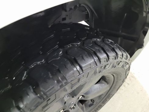 Used 2018 RAM 1500 Express w/ Express Value Package image 21