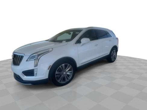 New 2026 Cadillac XT5 Premium Luxury w/ Driver Assist Package FWD image 4