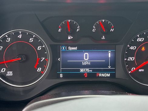 Used 2019 Chevrolet Camaro LT w/ RS Package image 37