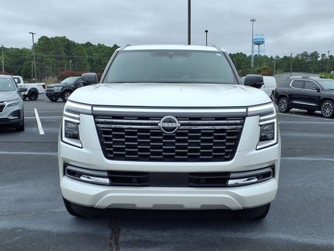 Used 2025 Nissan Armada SL w/ Captain's Chari Seat Package image 2