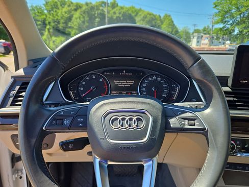 Used 2019 Audi Q5 2.0T Premium w/ Convenience Package AWD/4WD image 20