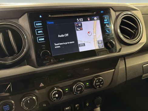 Used 2018 Toyota Tacoma TRD Sport w/ Technology Package AWD/4WD image 18