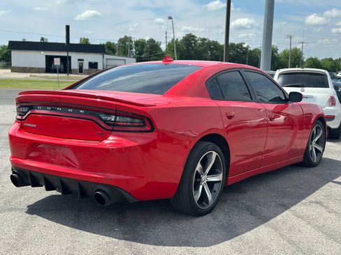 Used 2015 Dodge Charger R/T RWD image 6