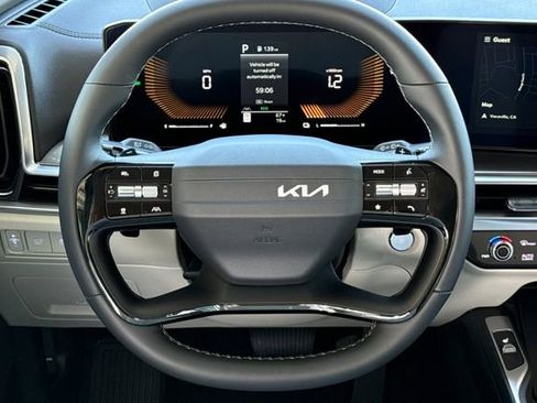 New 2026 Kia Sorento EX FWD image 17