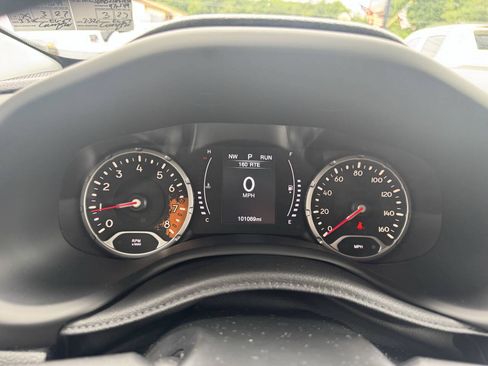 Used 2017 Jeep Renegade Sport w/ Power & Air Group AWD/4WD image 33