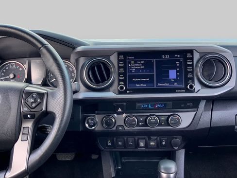 Used 2023 Toyota Tacoma TRD Off-Road w/ Technology Package AWD/4WD image 7