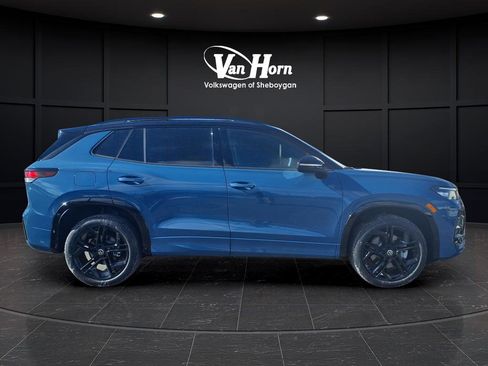 New 2026 Volkswagen Tiguan SE R-Line AWD/4WD image 2