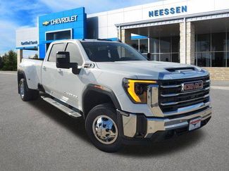 New 2026 GMC Sierra 3500 SLE video 1