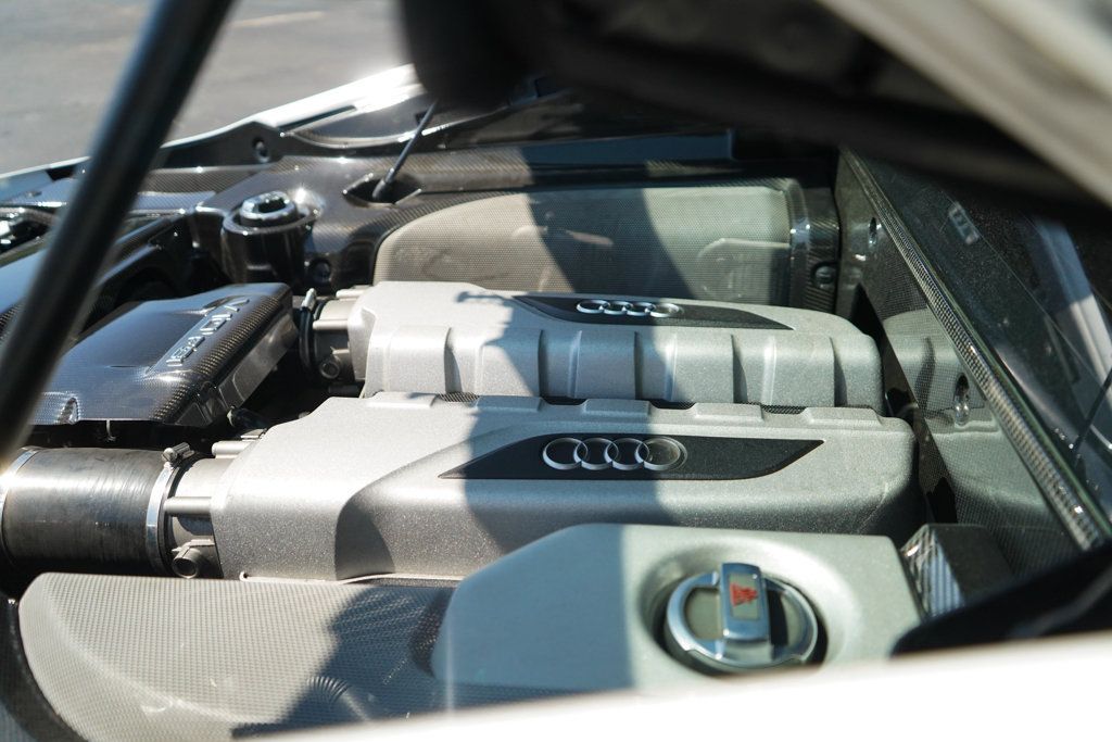 Used 2012 Audi R8 V10 AWD/4WD image 41