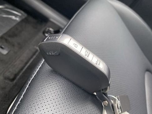 New 2026 Kia Sportage EX image 34