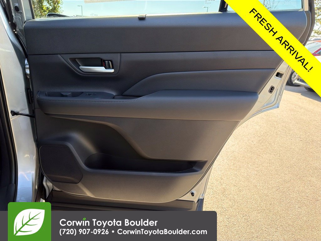 New 2026 Toyota Grand Highlander XLE FWD image 14