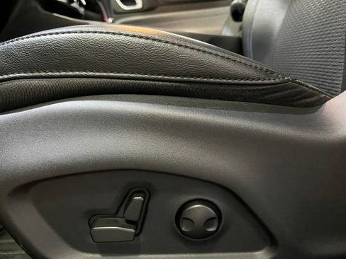 Used 2022 Jeep Compass Latitude w/ Sun and Sound Group AWD/4WD image 14