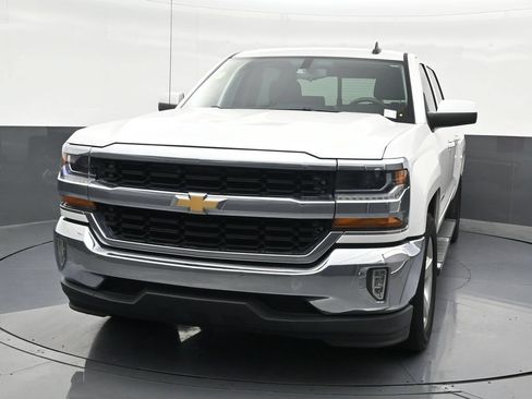 Used 2017 Chevrolet Silverado 1500 LT w/ All Star Edition RWD image 9