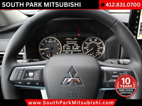 New 2026 Mitsubishi Outlander ES AWD/4WD image 17