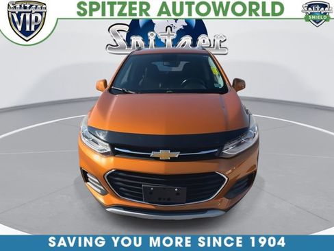 Used 2017 Chevrolet Trax LT w/ LT Convenience Package image 3