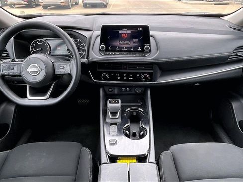 Used 2024 Nissan Rogue S FWD image 14