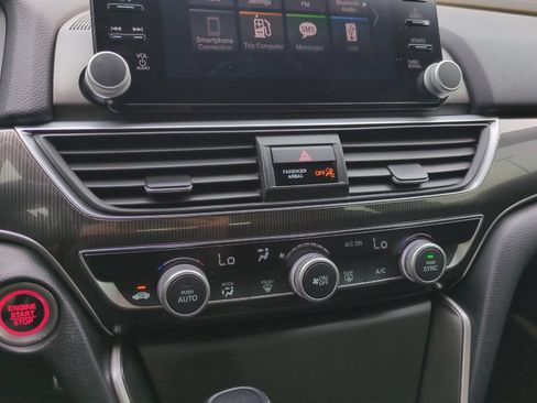 Used 2018 Honda Accord Sport image 27