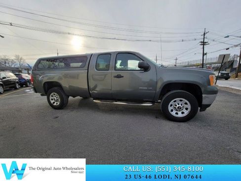 Used 2011 GMC Sierra 2500 W/T w/ Snow Plow Prep Package image 4