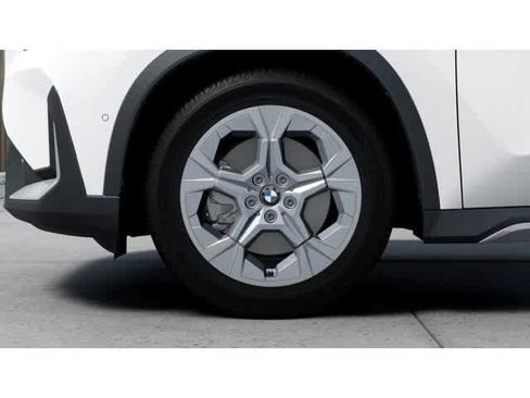 New 2026 BMW X1 xDrive28i w/ Technology Package AWD/4WD image 7