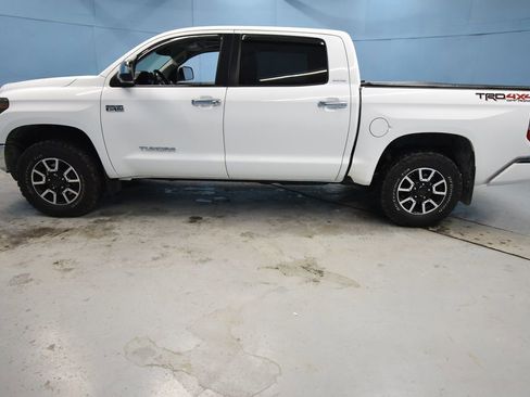 Used 2019 Toyota Tundra Limited w/ Limited Premium Package image 30