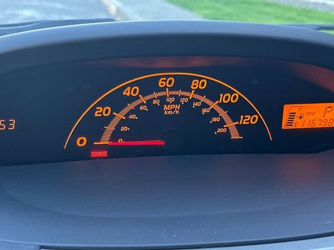 Used 2009 Toyota Yaris 2-Door Hatchback image 29