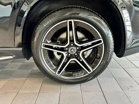 Certified 2023 Mercedes-Benz GLS 450 4MATIC image 46