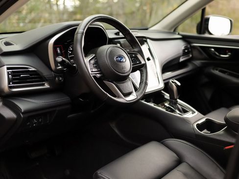 Used 2024 Subaru Outback Limited image 9