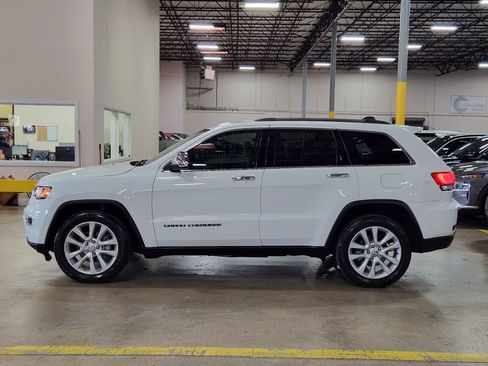 Used 2017 Jeep Grand Cherokee Limited RWD image 5