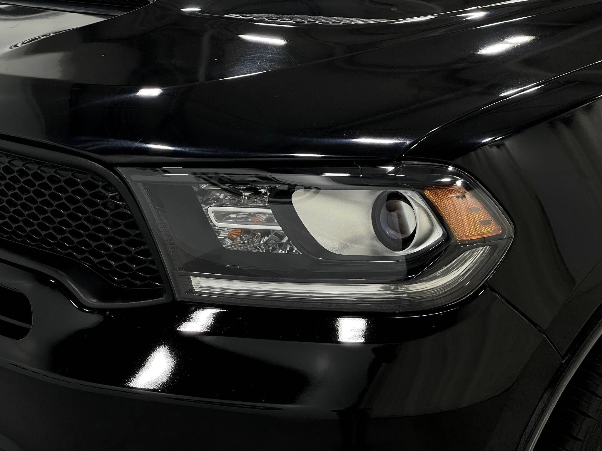 Used 2020 Dodge Durango R/T w/ Blacktop Package AWD/4WD image 34