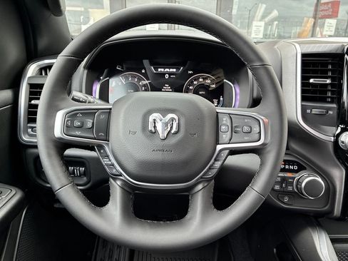 New 2026 RAM 1500 Big Horn AWD/4WD image 15