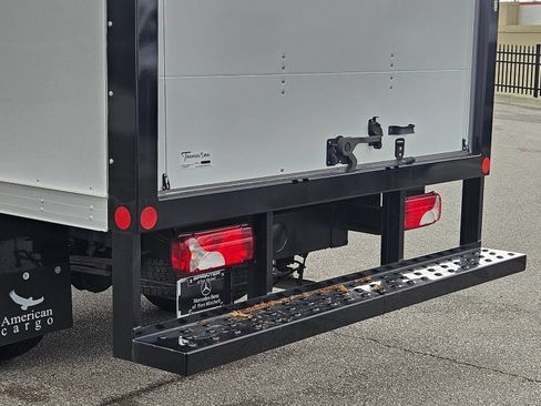 New 2024 Mercedes-Benz Sprinter 4500 image 14