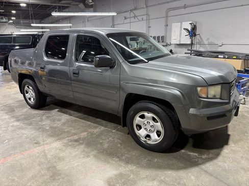 Used 2007 Honda Ridgeline RT image 2