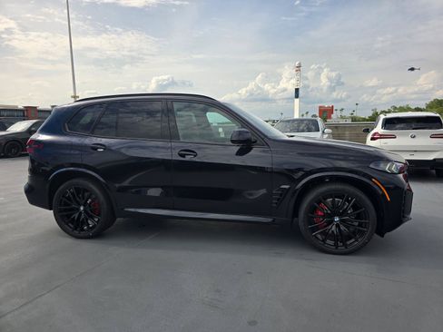 New 2026 BMW X5 xDrive40i w/ M Sport Package AWD/4WD image 25