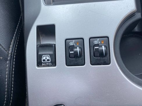 Used 2016 Toyota 4Runner Limited image 38