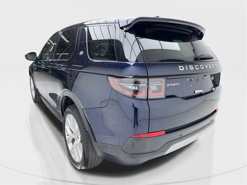 Used 2023 Land Rover Discovery Sport SE image 10