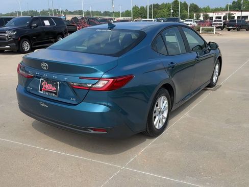 Used 2026 Toyota Camry LE FWD image 7