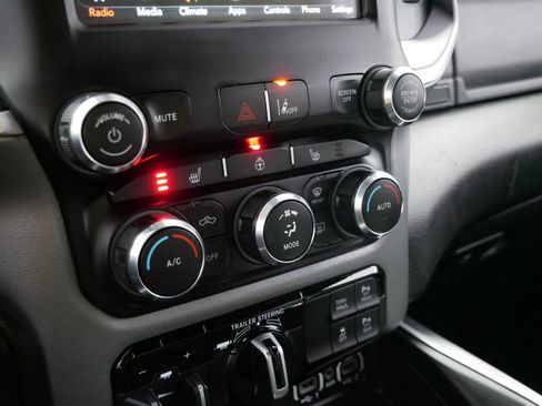 Used 2021 RAM 1500 Big Horn image 19