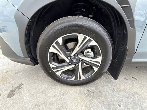 Certified 2025 Subaru Crosstrek 2.0i Premium image 10