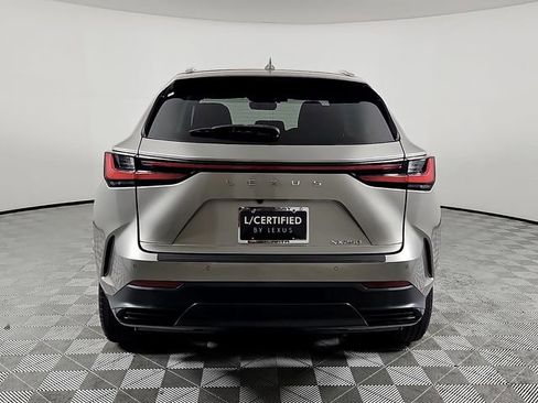 Used 2024 Lexus NX 250 FWD image 5