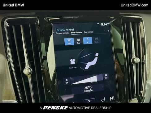 Used 2020 Volvo S90 T6 R-Design image 11