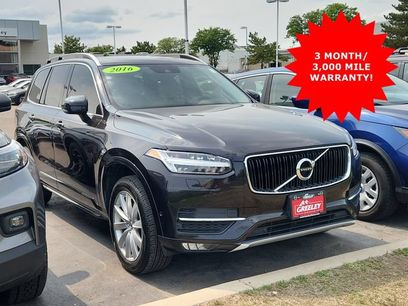 Used 2016 Volvo XC90 T6 Momentum w/ Momentum Plus Package