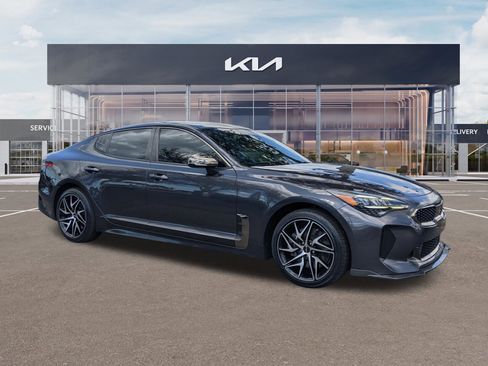 Certified 2023 Kia Stinger GT-Line image 2