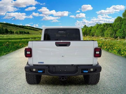Certified 2020 Jeep Gladiator Rubicon AWD/4WD image 5